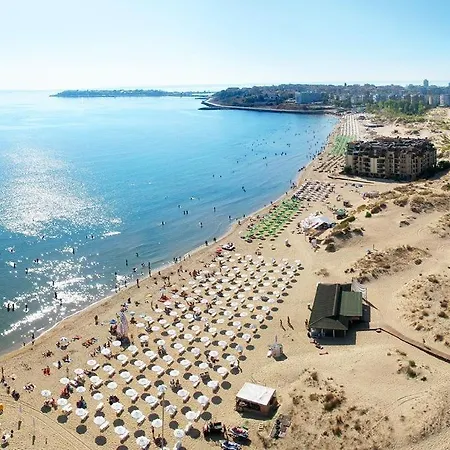 Lux In 4 Star 3* Sluneční pobřeží