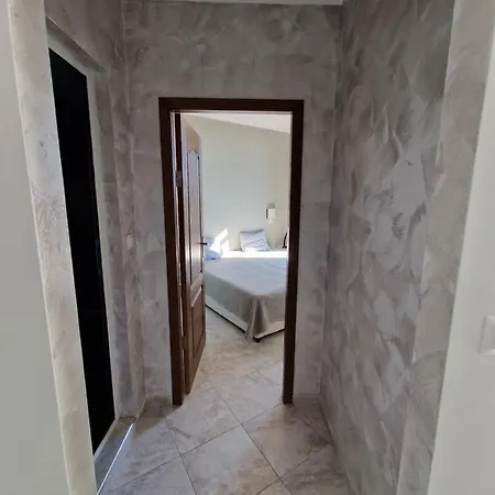 Lux In 4 Star 3* ساني بيتش